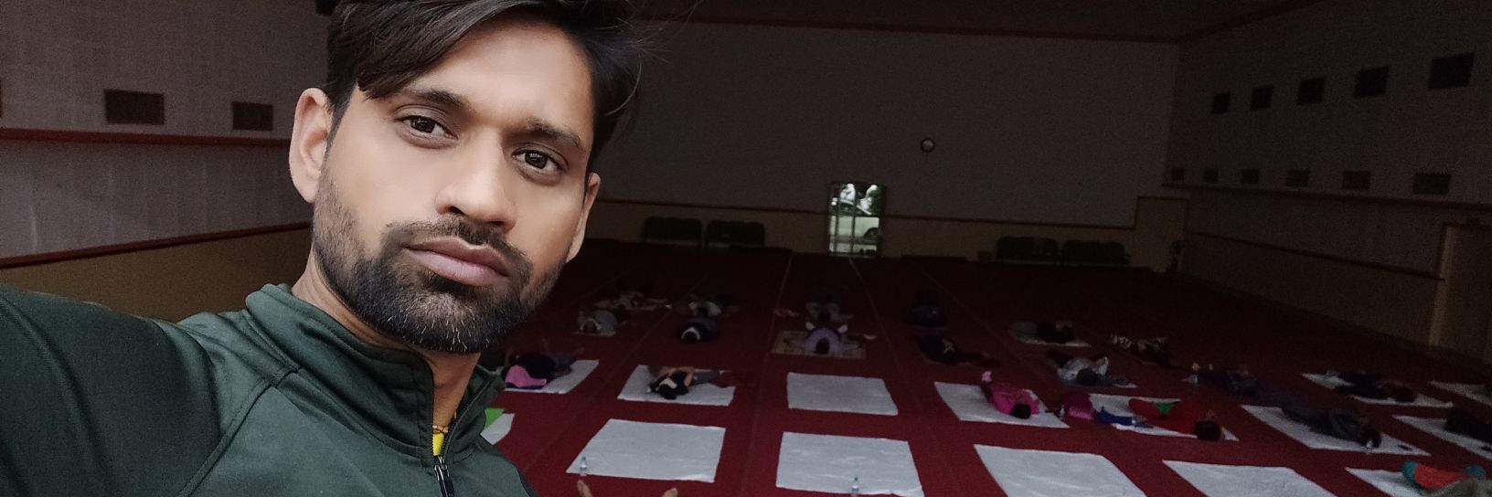 AchRavindra's profile banner image
