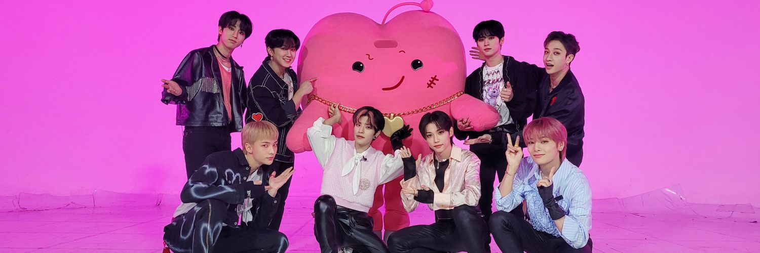 (REST)✨🎄𝓡𝔀𝓷𝓹 ☃️✨​ banner