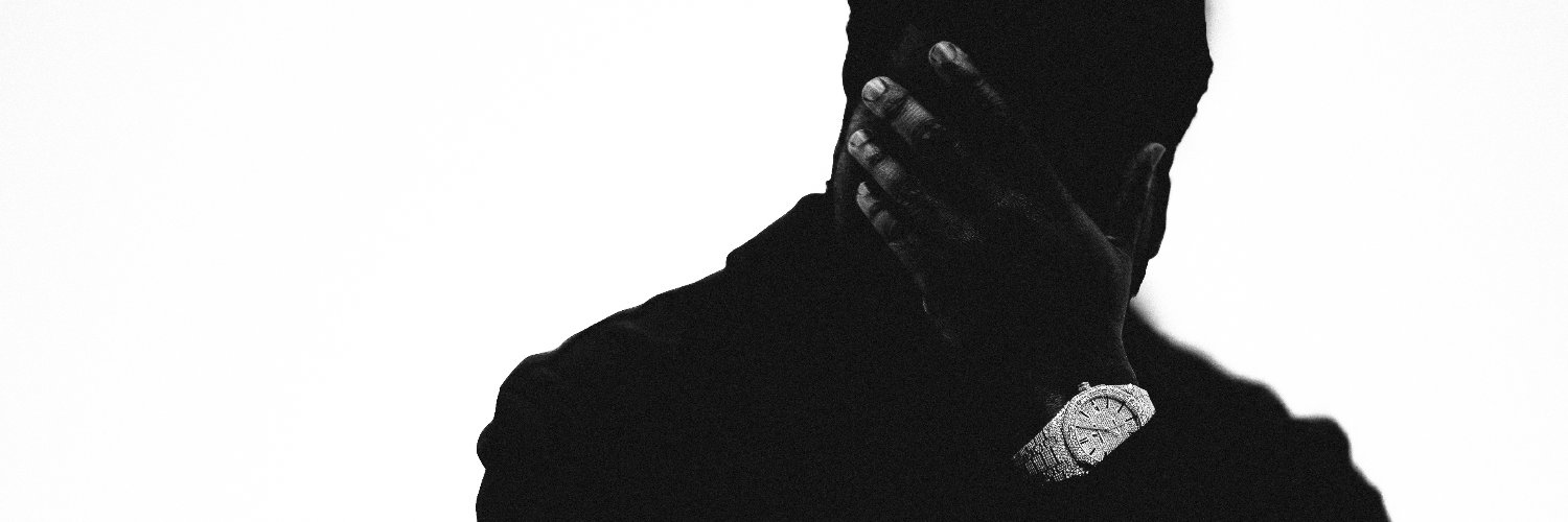 q banner