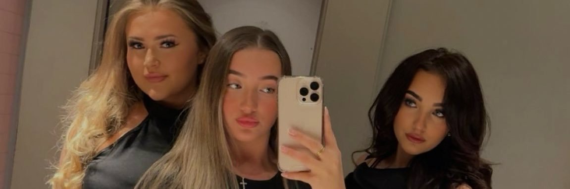 NiamhBeaton's profile banner image