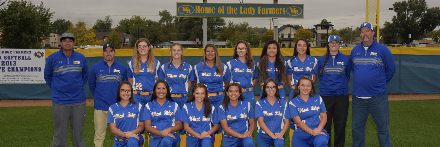 WR FARMERS SOFTBALL banner