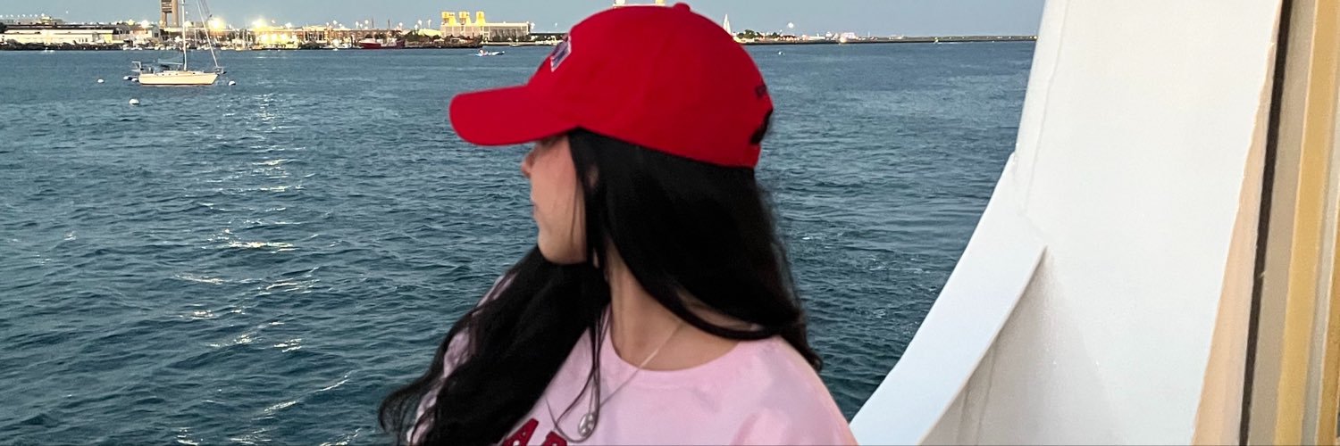 Carolina_Trj's profile banner image