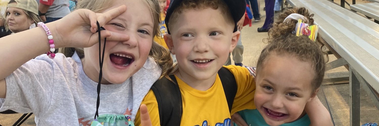 mariahmills53's profile banner image