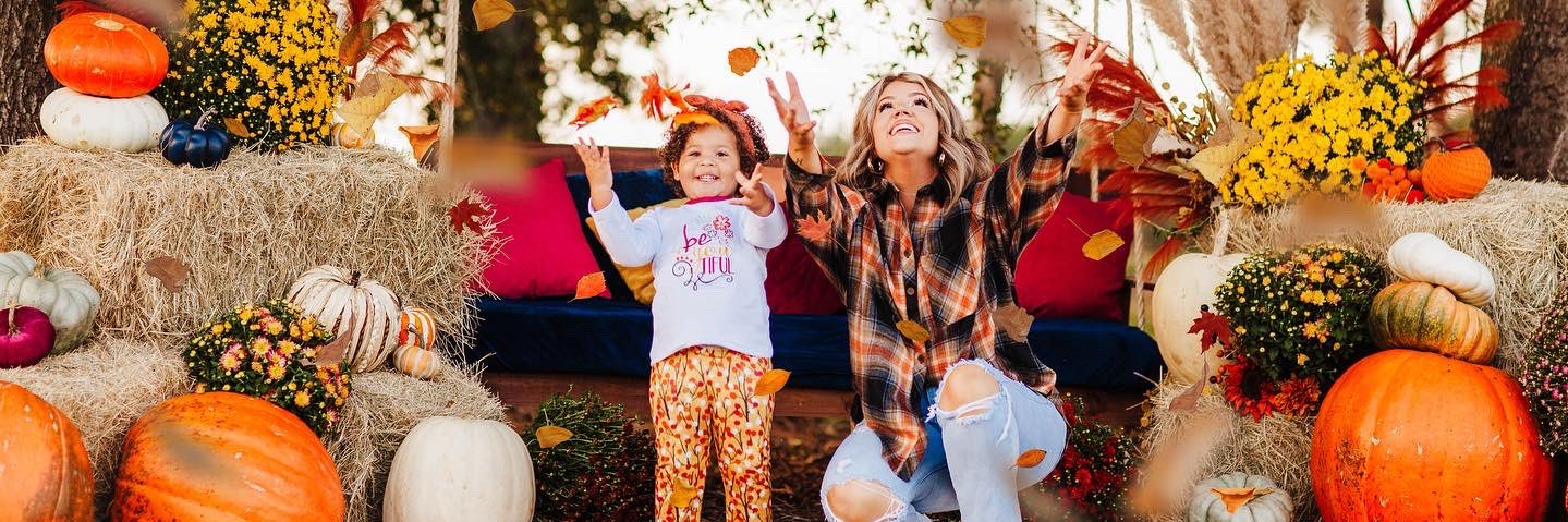 _caitlinwolfe's profile banner image