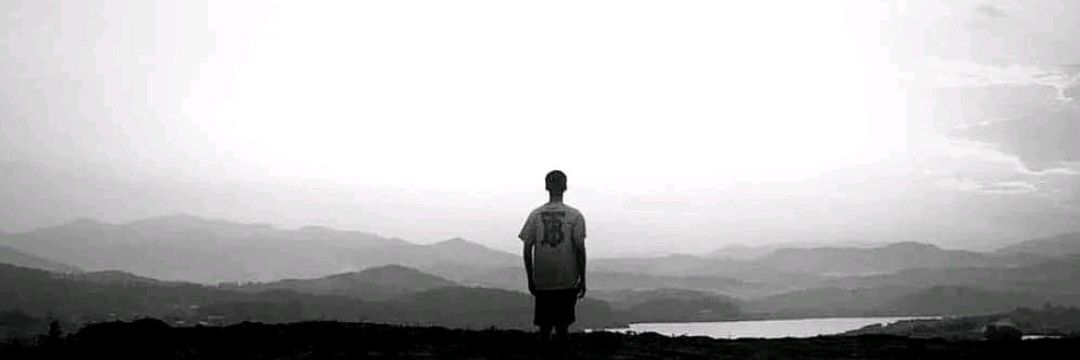 hhllyy's profile banner image