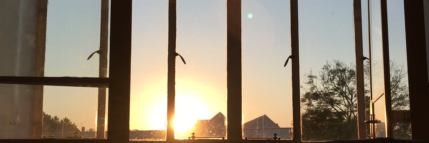 PrettyRef's profile banner image