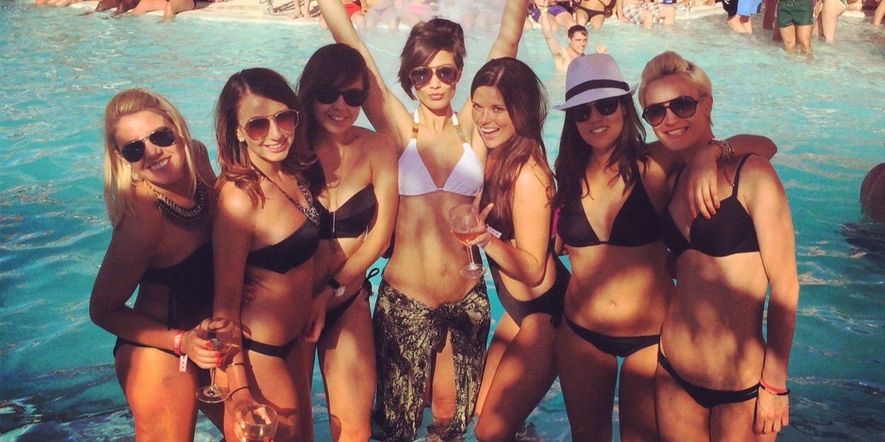 carlyschwarz's profile banner image