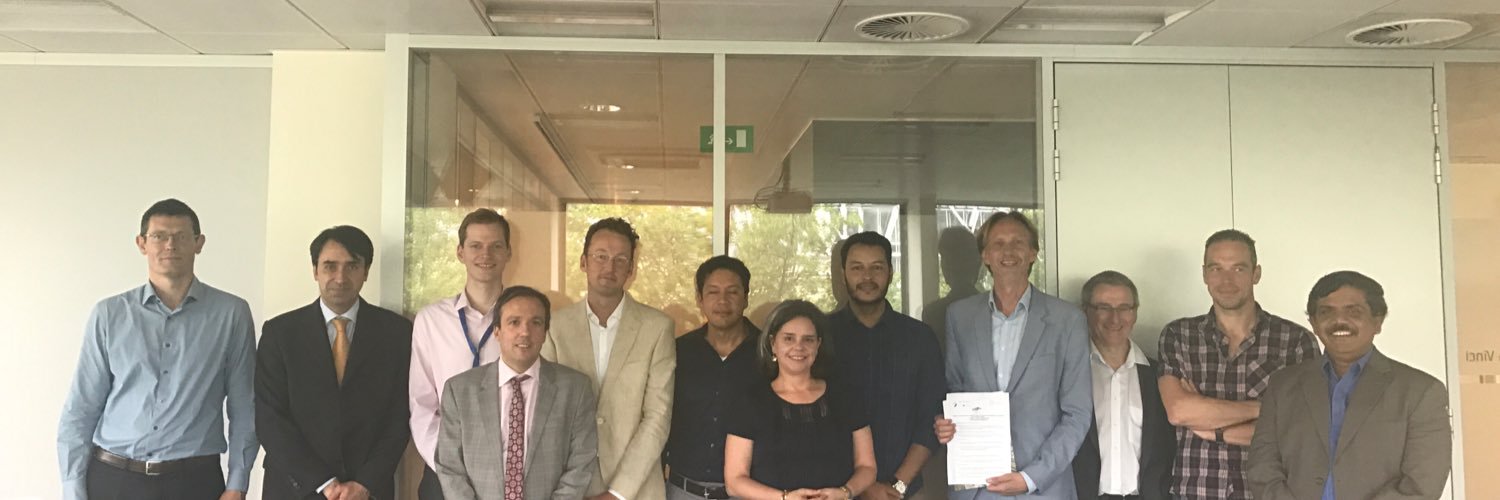 Frank Neumann banner