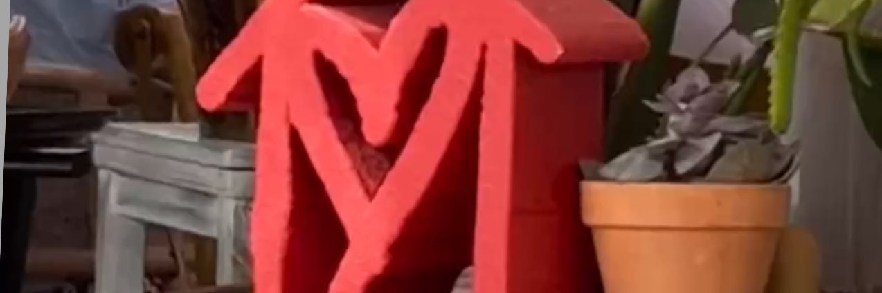 Cluxybear's profile banner image