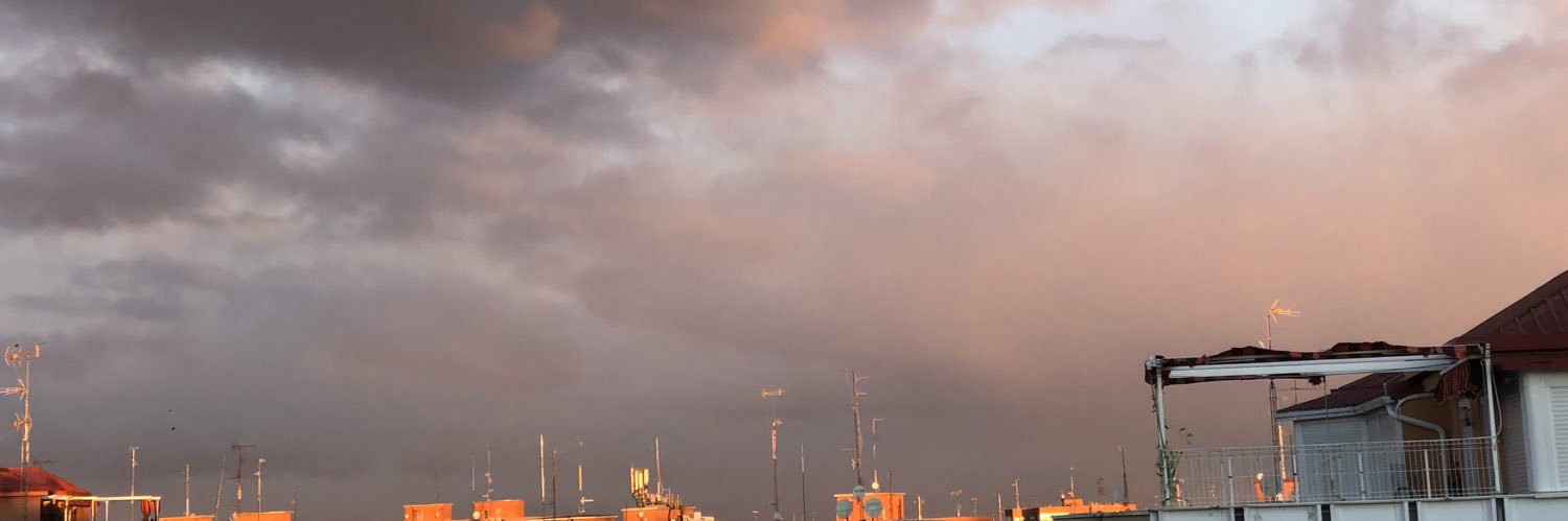 laurinchi2002's profile banner image