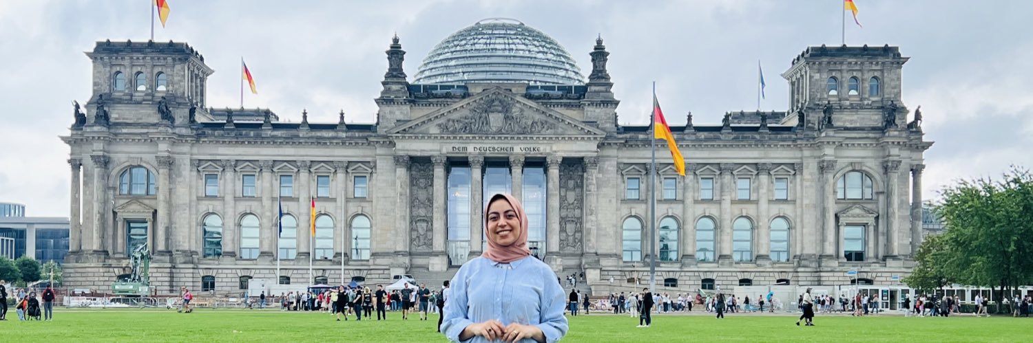remoesa's profile banner image