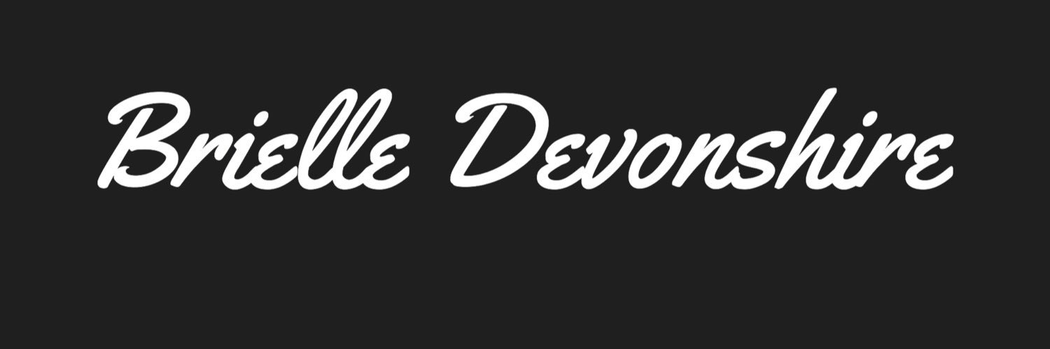 BookishBrielle's profile banner image