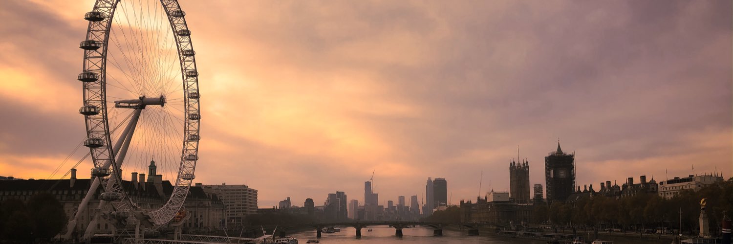 ChloeeL_96's profile banner image