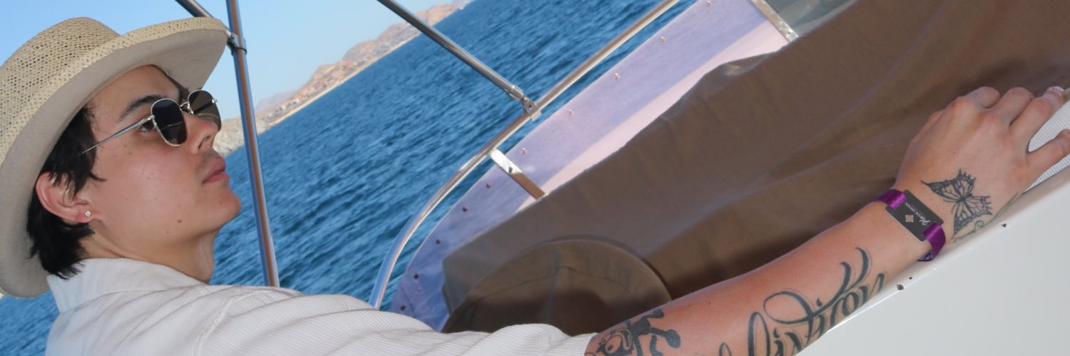 HitTheQuick11's profile banner image
