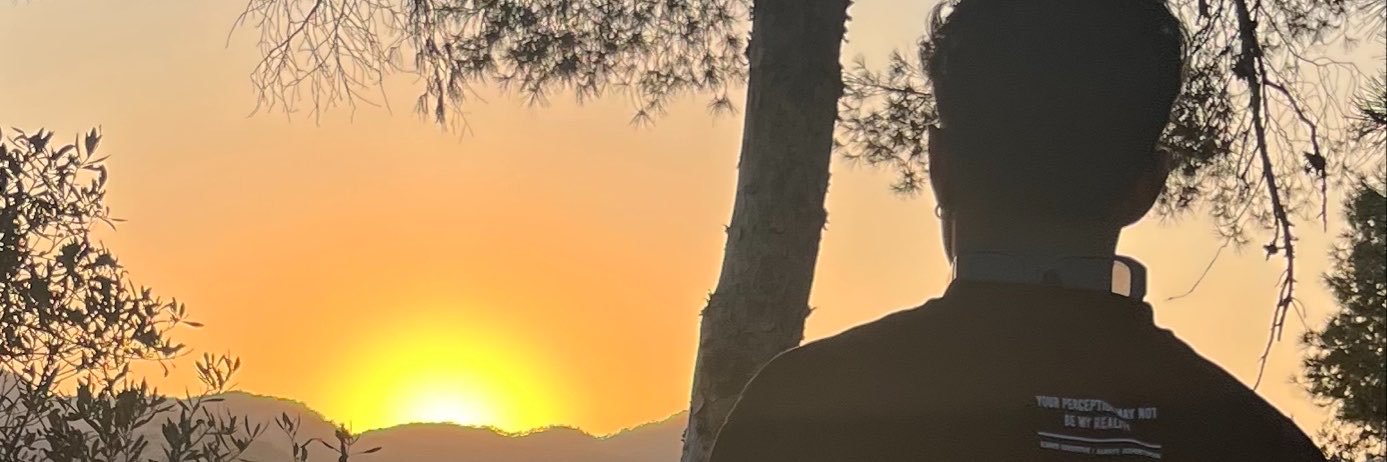 xatuni's profile banner image