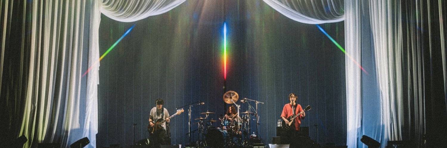 18band01's profile banner image
