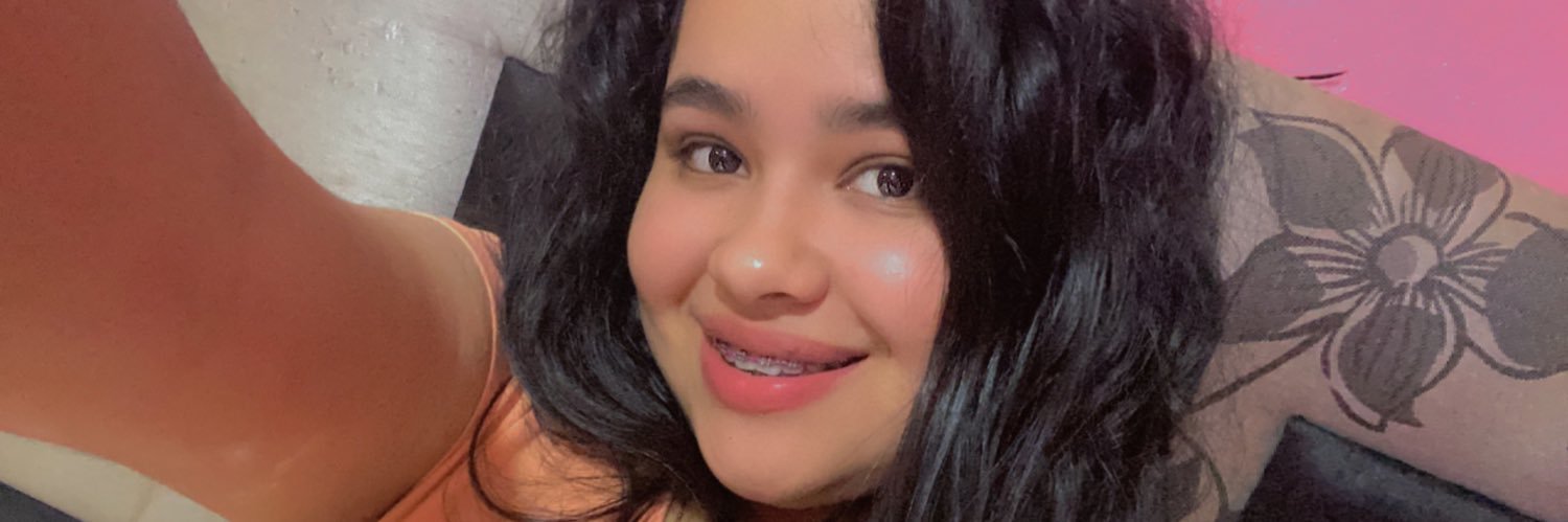 MarieRecalde18's profile banner image