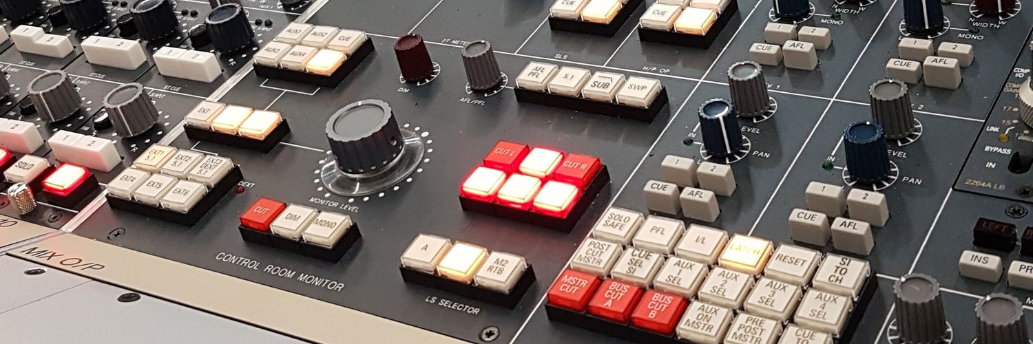 LesSondiers's profile banner image