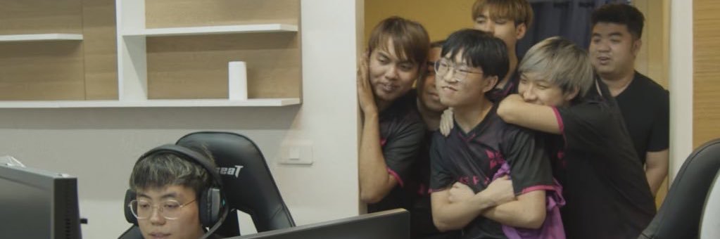 aropespxp_'s profile banner image