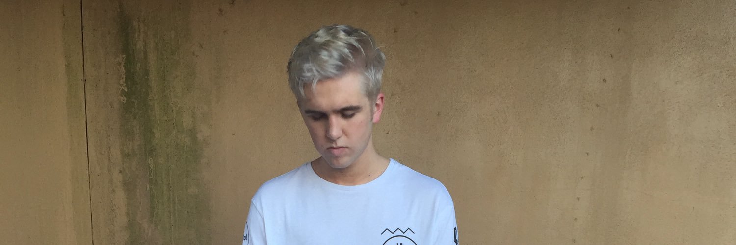 RussMoye's profile banner image