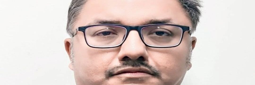 adrinstoic's profile banner image