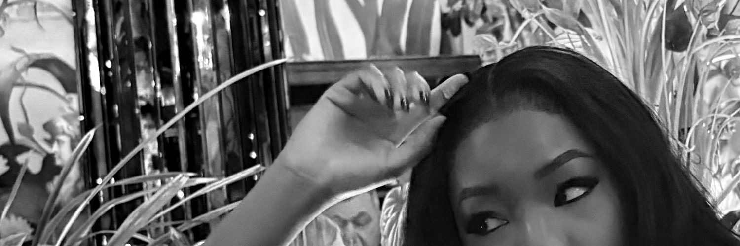 ∞ banner