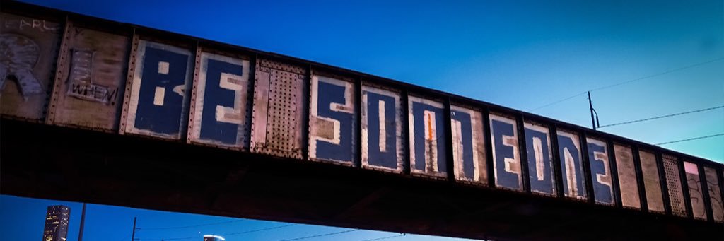 Simon banner