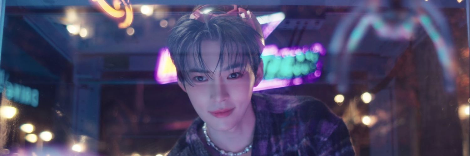 Benzsu_chanon's profile banner image