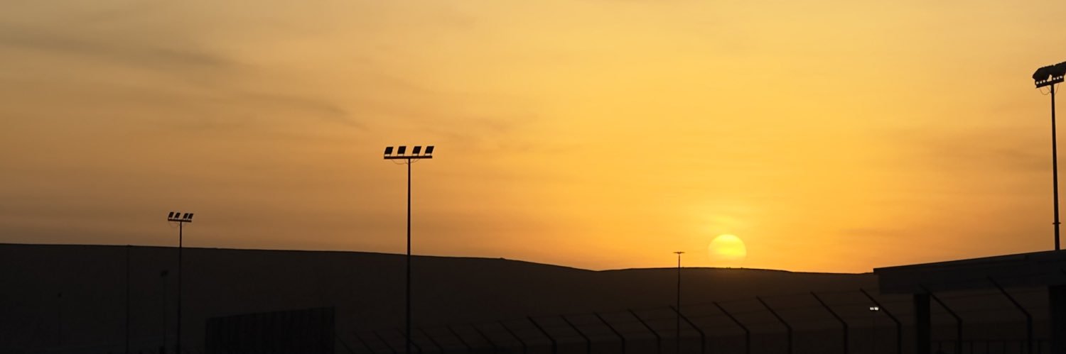rrvu1_'s profile banner image