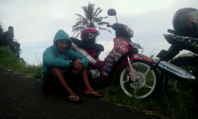 WendiAzhar's profile banner image