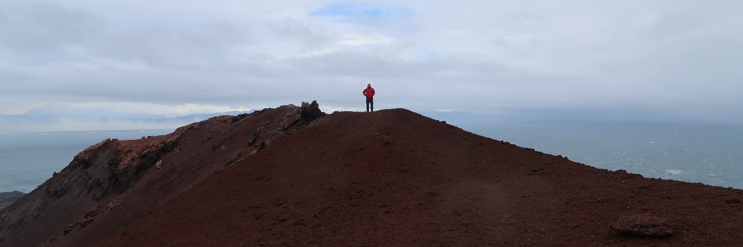 Miguel Julián banner