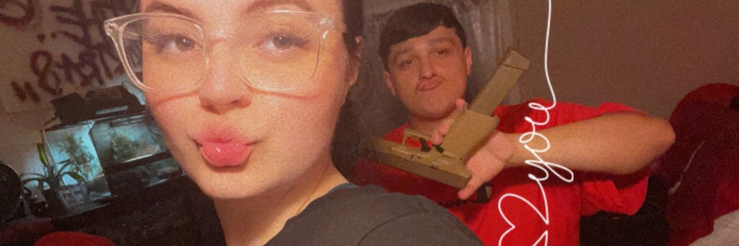 hannahcdavis's profile banner image