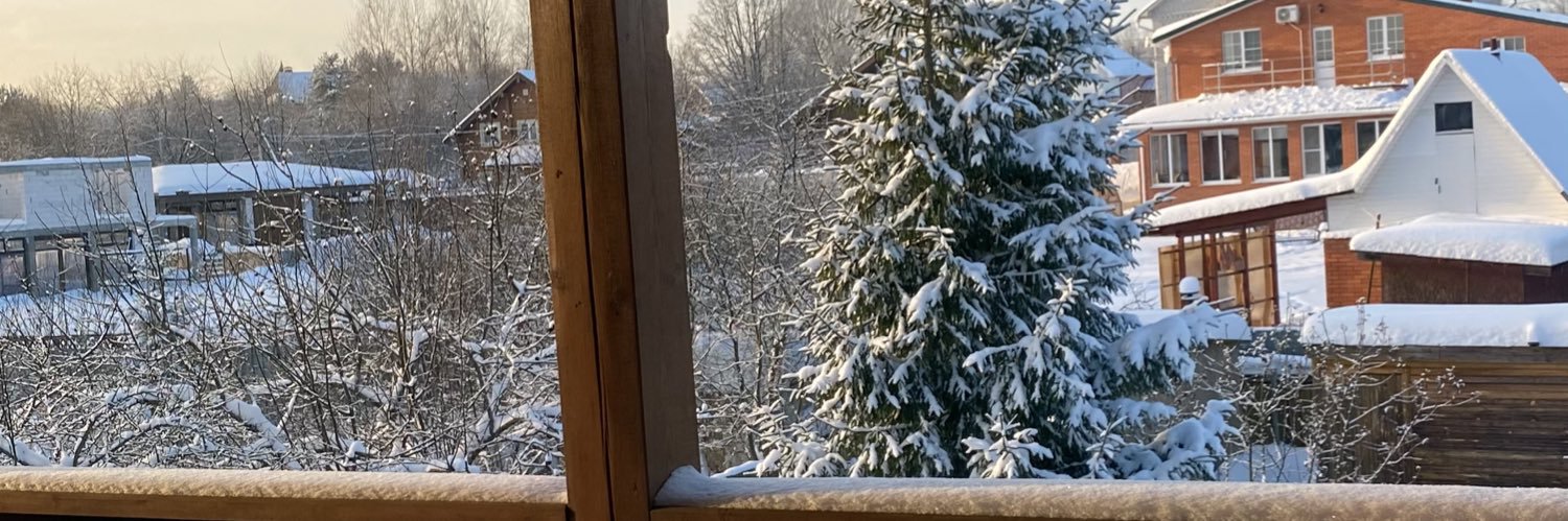 lyusiall's profile banner image