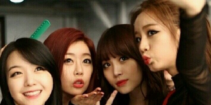 921106__'s profile banner image