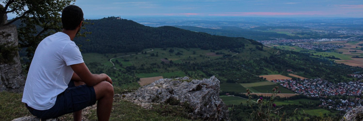 _thisisflo_r's profile banner image