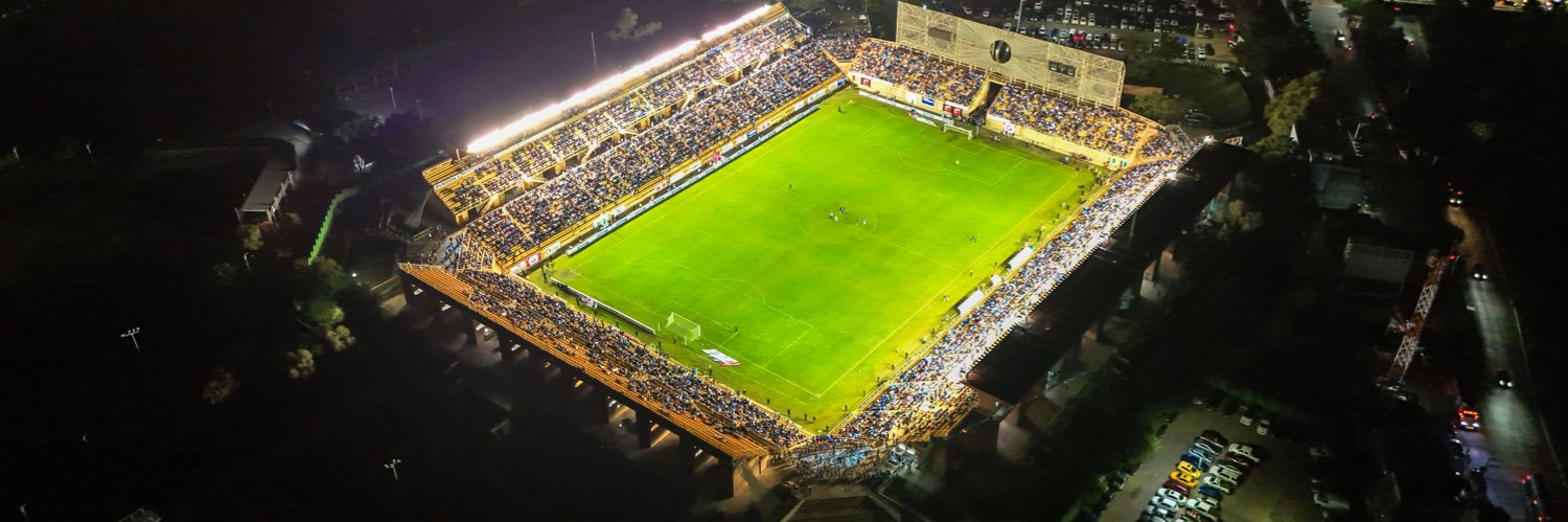 Luis Mendieta banner