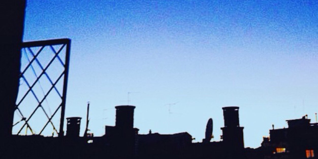b_tuk_i's profile banner image