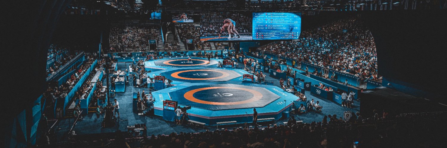 Twitter banner for @wrestling