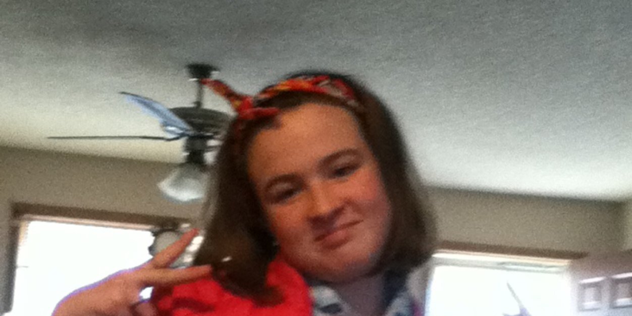 أسوة جناح banner