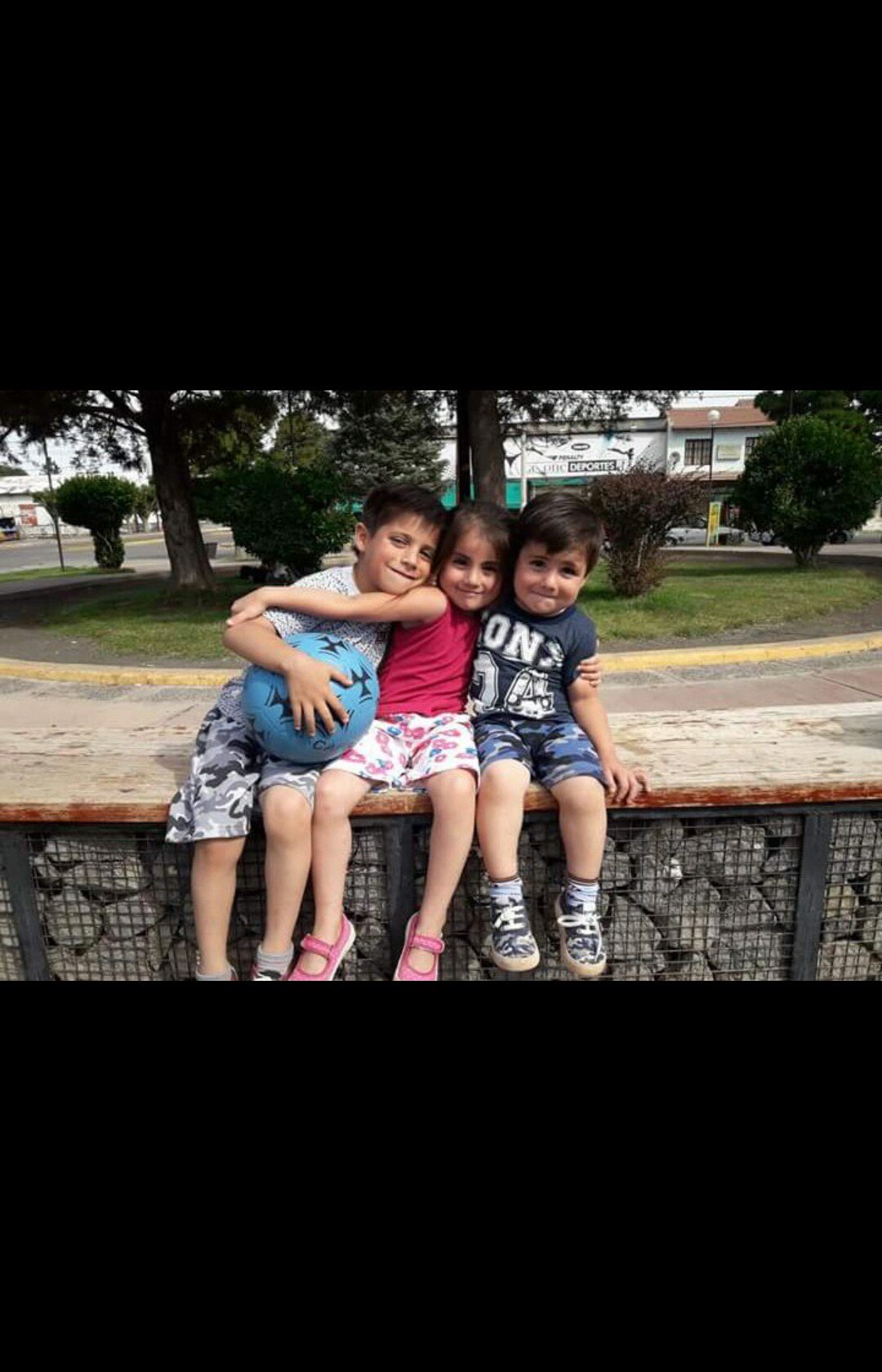 2Carloslopez's profile banner image