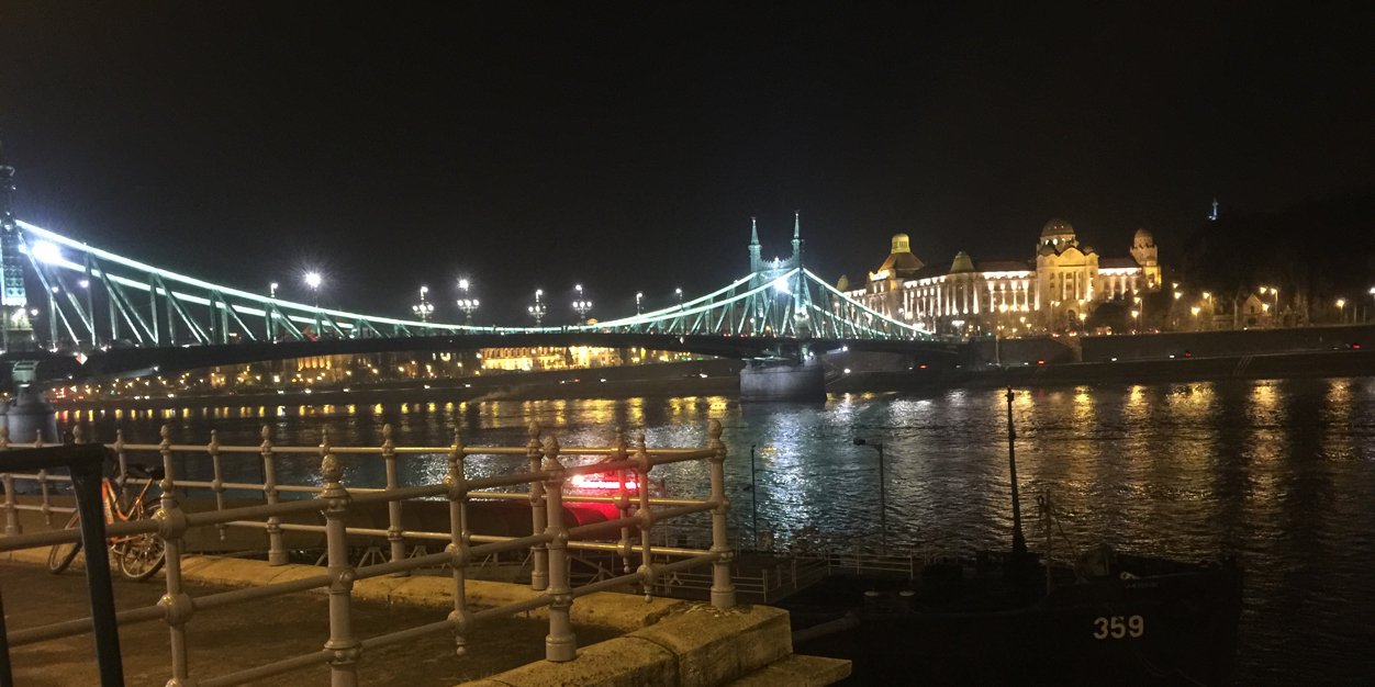 IainCox's profile banner image