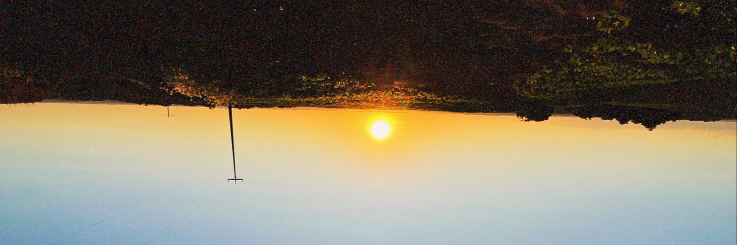 JuliieCoppini's profile banner image