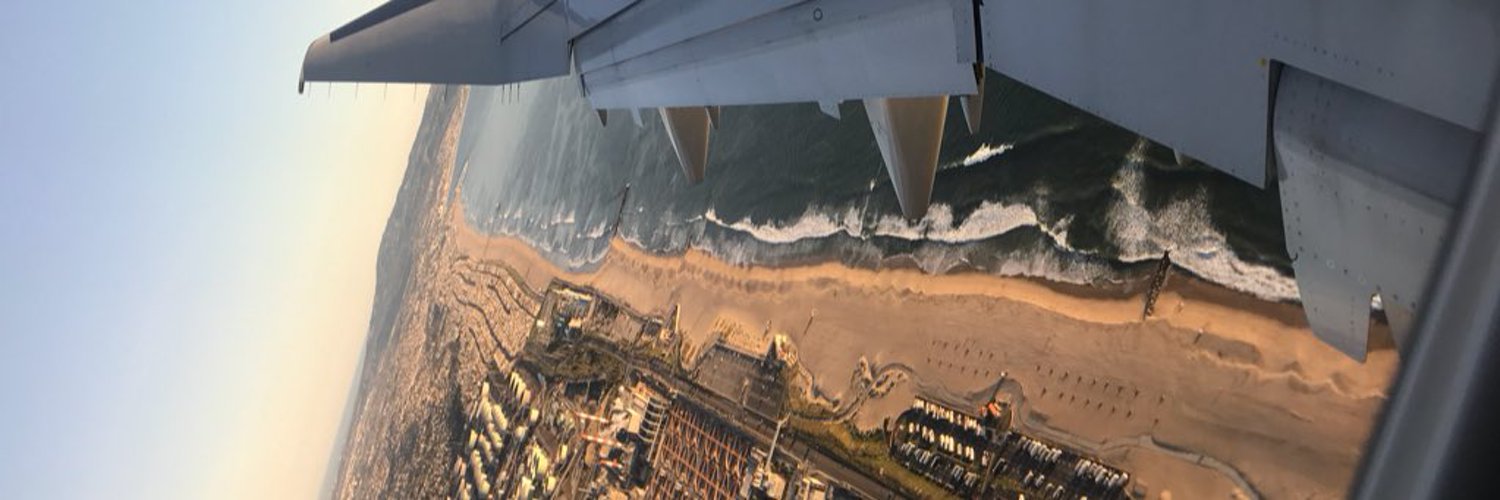 DELILEVON's profile banner image
