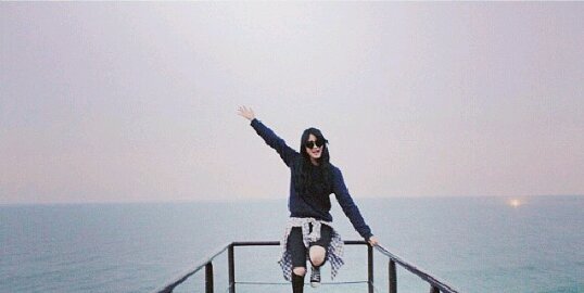 junqsohew's profile banner image