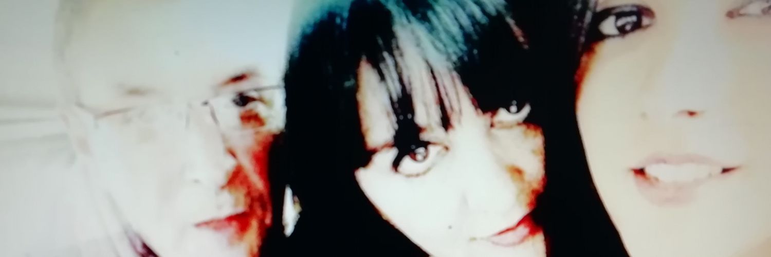 Adela_Mora_'s profile banner image