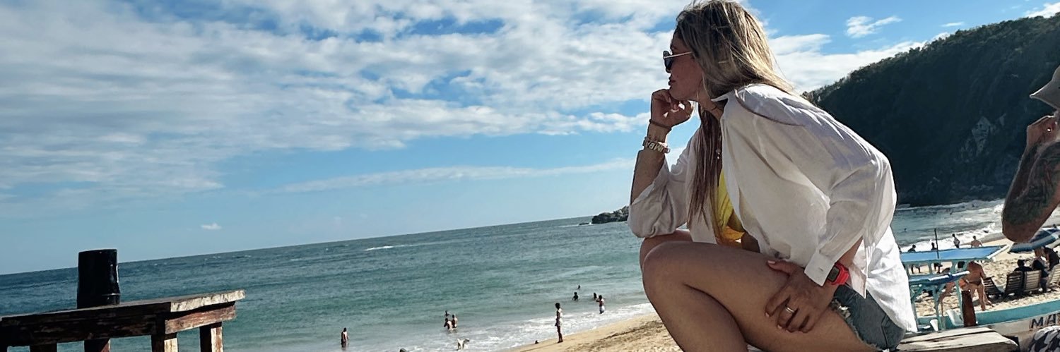 samyglez's profile banner image