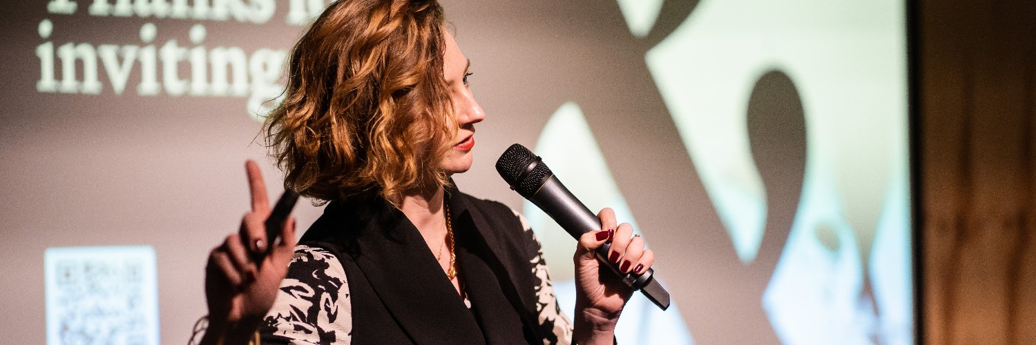 Dana Publicover banner