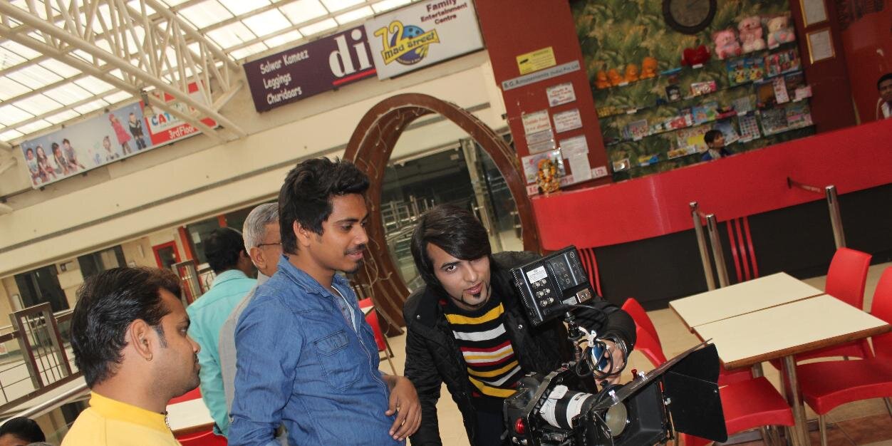 SharmaSunveer's profile banner image