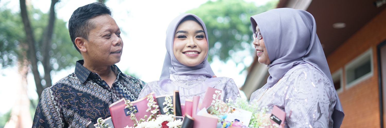 chic_crown's profile banner image