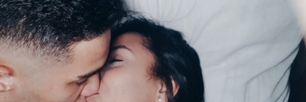 letxcia's profile banner image
